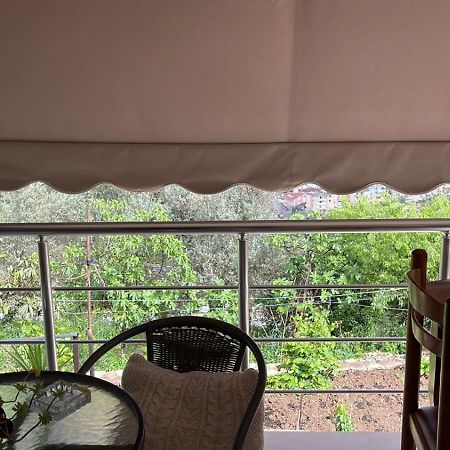 Alva Room'S Gjirokastër Esterno foto
